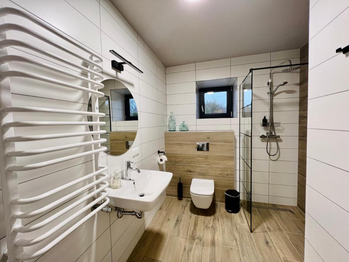 Garden Loft Villa Roczyny Bagian luar foto